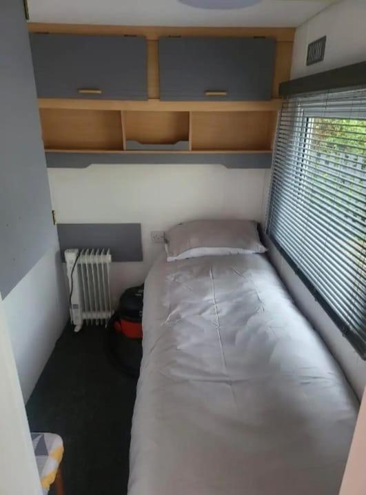 15 Bluebell Lane Hotel Hastings Luaran gambar